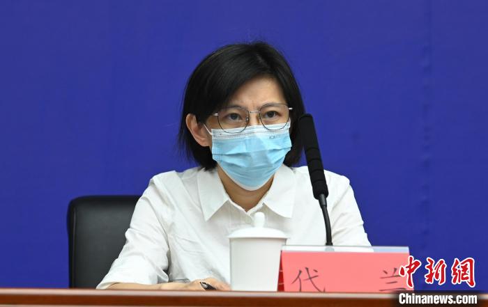 成都市經(jīng)信局總工程師代蘭。　安源 攝