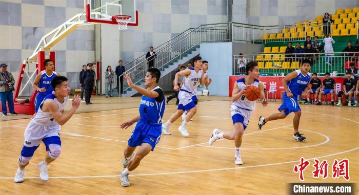 比賽現(xiàn)場?！≈鬓k方供圖