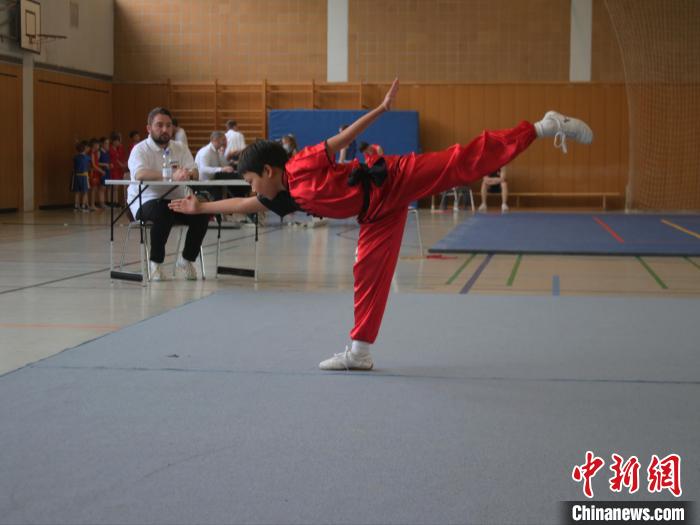 圖為活動(dòng)現(xiàn)場?！〉聡湫g(shù)聯(lián)合會(huì)供圖。