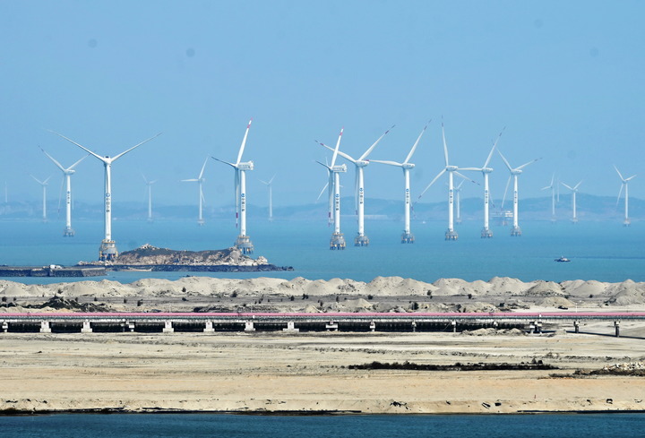 2021年3月9日，三峽福清興化灣海上風(fēng)電場。新華社記者 林善傳 攝