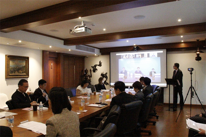  中國貿(mào)促會副會長張慎峰視頻致辭。中國貿(mào)促會駐泰國代表處供圖