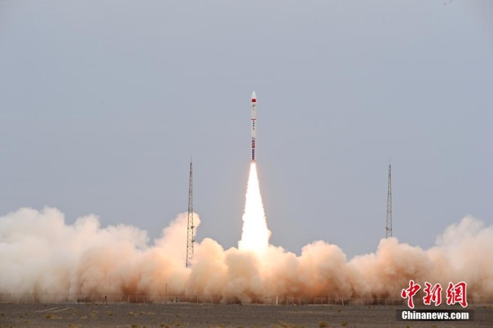 北京時間2023年8月10日12時03分，谷神星一號遙七運載火箭在我國酒泉衛(wèi)星發(fā)射中心成功發(fā)射升空，將搭載的西光壹號01星等7顆衛(wèi)星順利送入預定軌道，發(fā)射任務(wù)獲得圓滿成功。此次任務(wù)是谷神星一號運載火箭第7次飛行。汪江波 攝