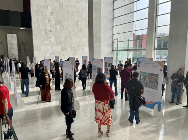 獲獎(jiǎng)作品展現(xiàn)場(chǎng)。中國(guó)駐圣保羅總領(lǐng)館供圖