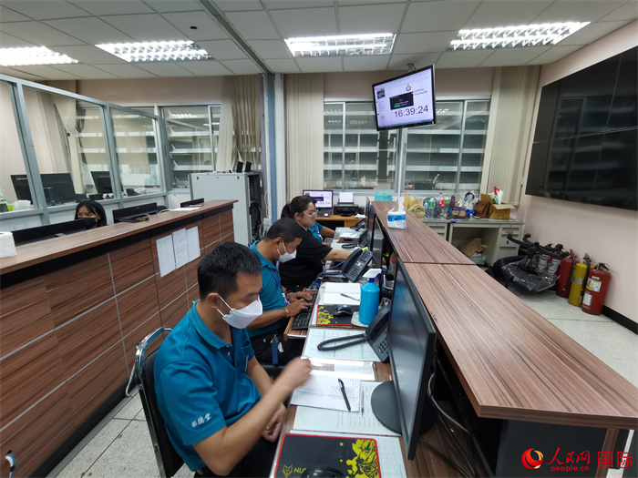 “曼谷無線電中心”工作現(xiàn)場。人民網(wǎng)記者 白元琪攝