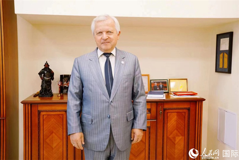 阿納托利·托濟(jì)克接受人民網(wǎng)記者專訪。人民網(wǎng) 皇甫萬里 攝