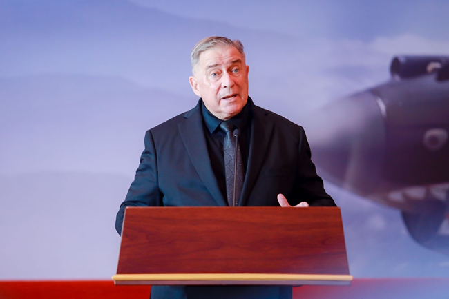 2023年10月30日，美中航空遺產(chǎn)基金會(huì)主席杰弗里·格林在中國人民抗日戰(zhàn)爭(zhēng)紀(jì)念館的活動(dòng)中發(fā)表講話。中國人民對(duì)外友好協(xié)會(huì)供圖