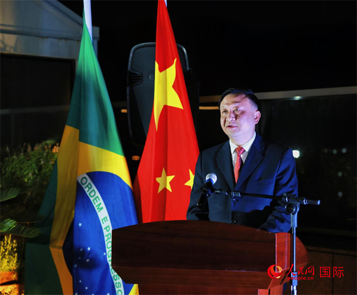 上海市副市長華源發(fā)表致辭。人民網(wǎng)記者宋亦然攝