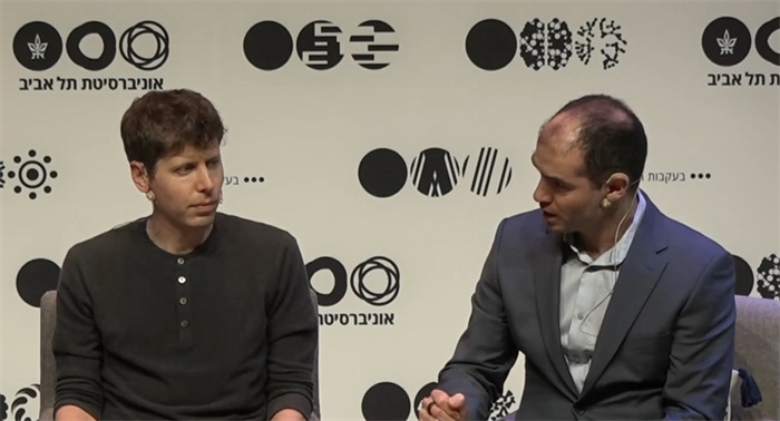 奧特曼和伊利亞在以色列特拉維夫大學的圓桌分享會。圖源：視頻截圖