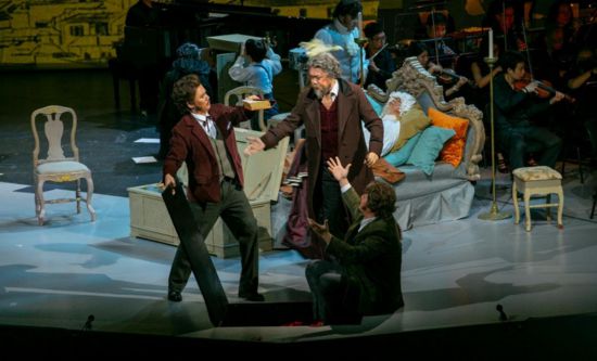 圖為《賈尼·斯基基》劇照。（中國(guó)國(guó)家大劇院供圖）