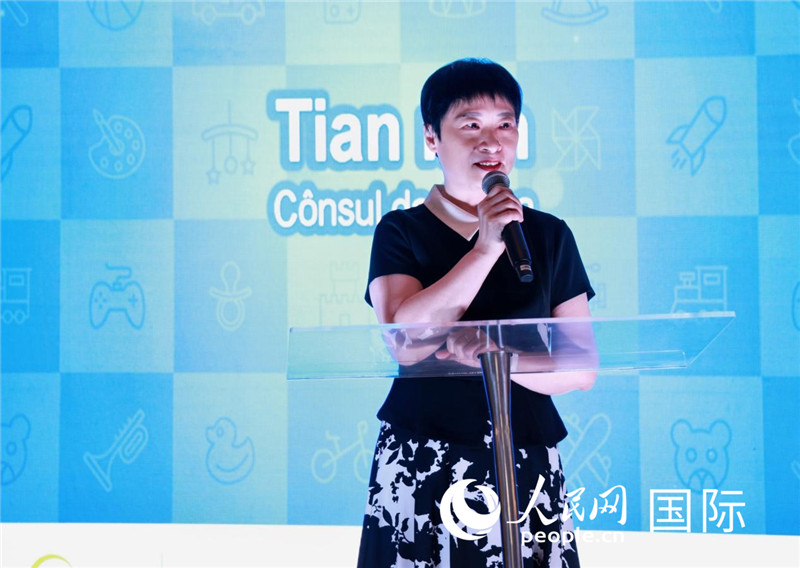 中國(guó)駐里約熱內(nèi)盧總領(lǐng)事田敏發(fā)表致辭。人民網(wǎng)記者宋亦然攝