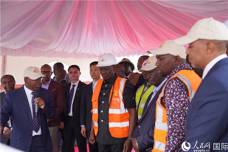 開(kāi)工儀式現(xiàn)場(chǎng)。人民網(wǎng)記者 黃煒鑫攝