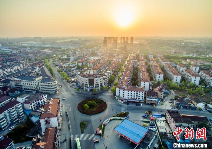 資料圖；位于上海南郊奉賢區(qū)最東部的四團鎮(zhèn)。 供圖