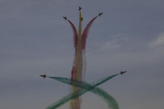 飛行表演現(xiàn)場(chǎng)。王曉東 攝