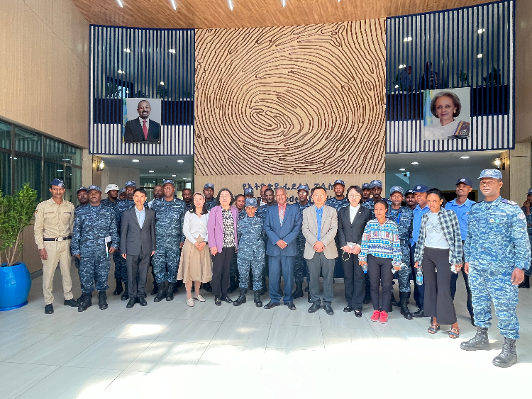 圖為埃塞俄比亞聯(lián)邦警察中文培訓班開班儀式現(xiàn)場。亞的斯亞貝巴大學孔子學院供圖