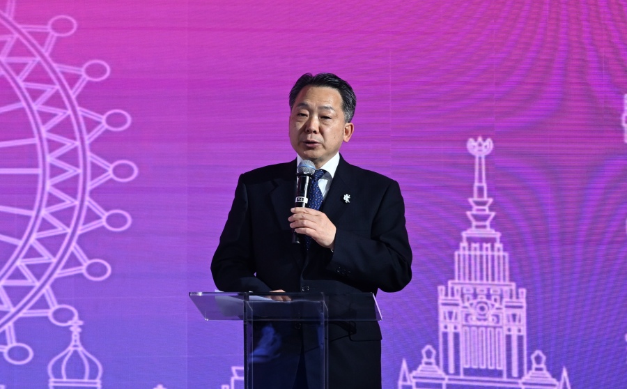 1.中國人民對外友好協(xié)會副會長袁敏道在第四屆“中俄青年同走友誼路”活動上致辭。主辦方供圖