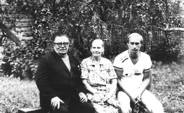 從圣彼得堡到莫斯科，普京從政大事記：下一個(gè)六年怎么走？