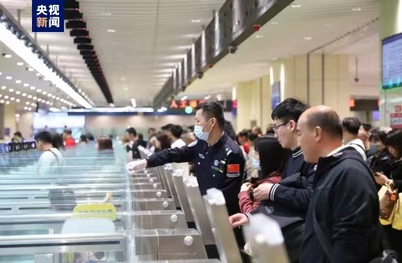 灣區(qū)速評(píng)丨多項(xiàng)數(shù)據(jù)破紀(jì)錄 人才何以在灣區(qū)成潮？