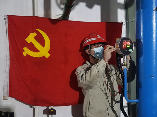 工作人員在進(jìn)行工作。受訪單位供圖