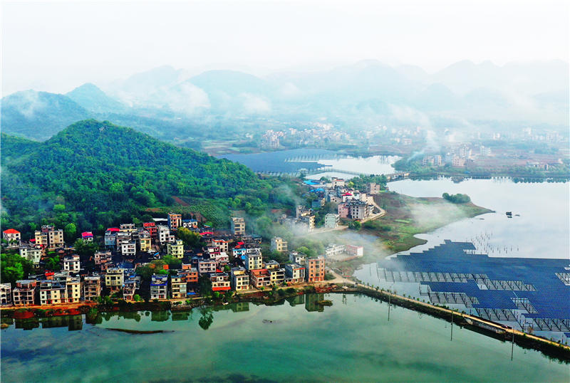 湖南省郴州市嘉禾縣千家洞水庫風(fēng)光。黃春濤攝