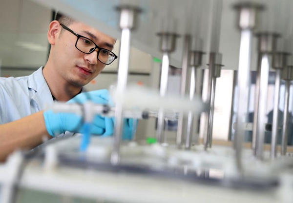 藥物研制實驗環(huán)節(jié)。受訪者供圖