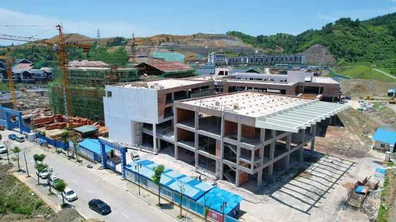 正在建設(shè)中的土家織錦文化創(chuàng)意園 全?，摂z