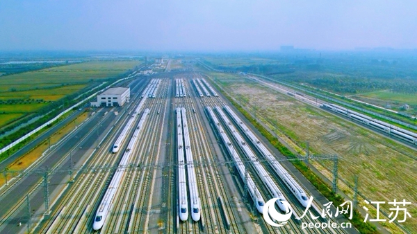 南京動(dòng)車段南通動(dòng)車所。人民網(wǎng)記者 王繼亮攝