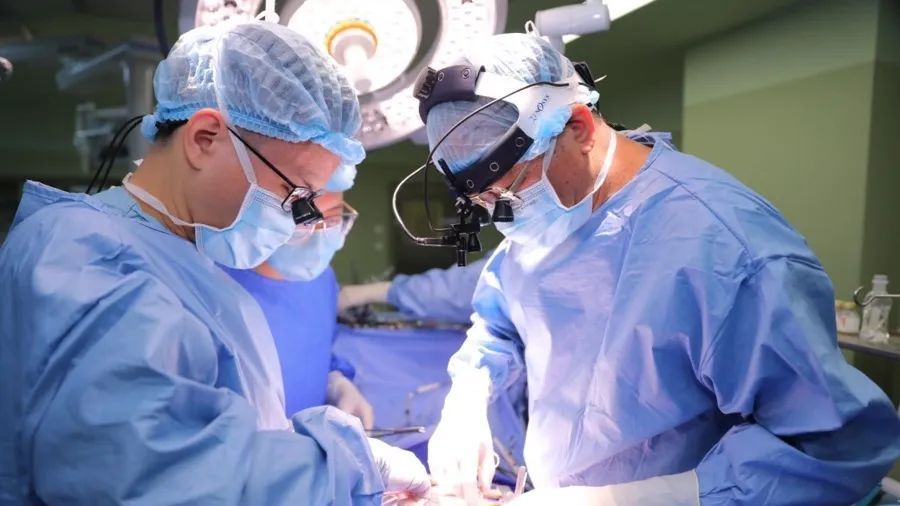 17歲少年咳嗽發(fā)熱15天，找不到感染原因！一查心臟更嚇人！上海醫(yī)生出手→