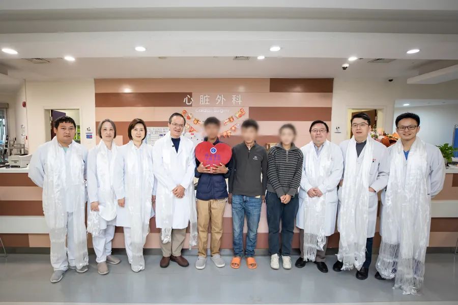 17歲少年咳嗽發(fā)熱15天，找不到感染原因！一查心臟更嚇人！上海醫(yī)生出手→