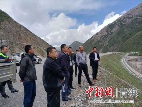 圖為生態(tài)環(huán)保專項(xiàng)督查現(xiàn)場(chǎng)。 孫舒亞攝