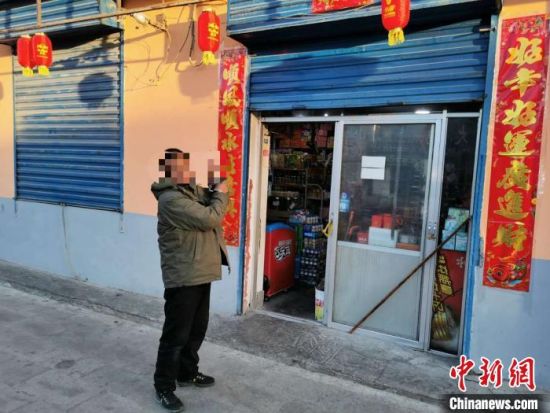 圖為犯罪嫌疑人指認(rèn)現(xiàn)場(chǎng)?！∏嗪Ｊ」矎d森林警察總隊(duì)刑偵治安支隊(duì)供圖