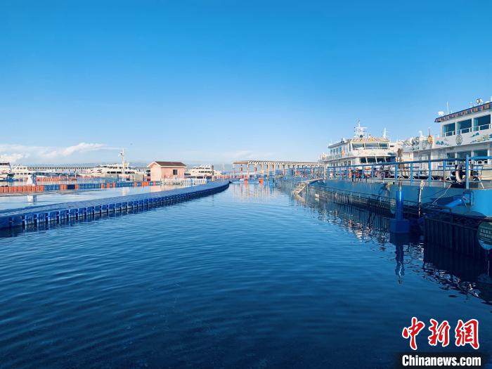 圖為青海湖一角。(資料圖) 張傲 攝