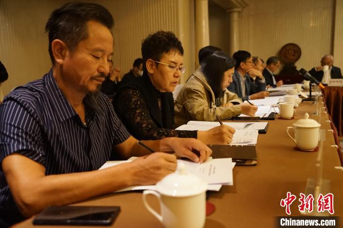 圖為座談會現(xiàn)場。　潘雨潔 攝
