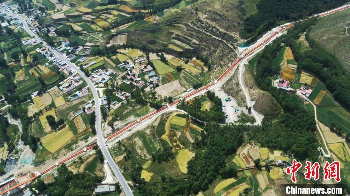 圖為引大濟湟北干渠二期的倒虹吸。(資料圖) 青海省水利廳 供圖