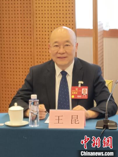 圖為全國政協(xié)委員，農(nóng)工黨青海省委會主委王昆?！∈茉L者供圖