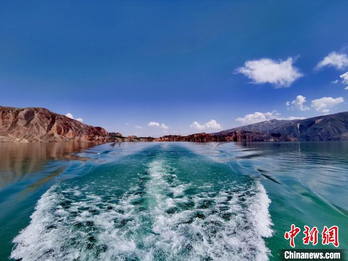 黃河源頭青海實(shí)施水土流失綜合治理、強(qiáng)化水域岸線管理