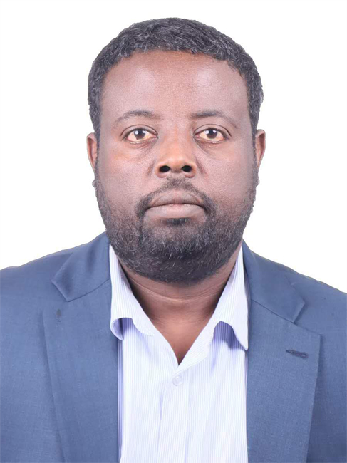 圖為埃塞俄比亞亞的斯亞貝巴大學(xué)政策研究員巴盧·德米西。受訪者供圖