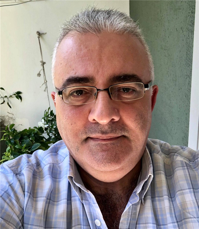 阿亞斯自拍照。受訪者供圖