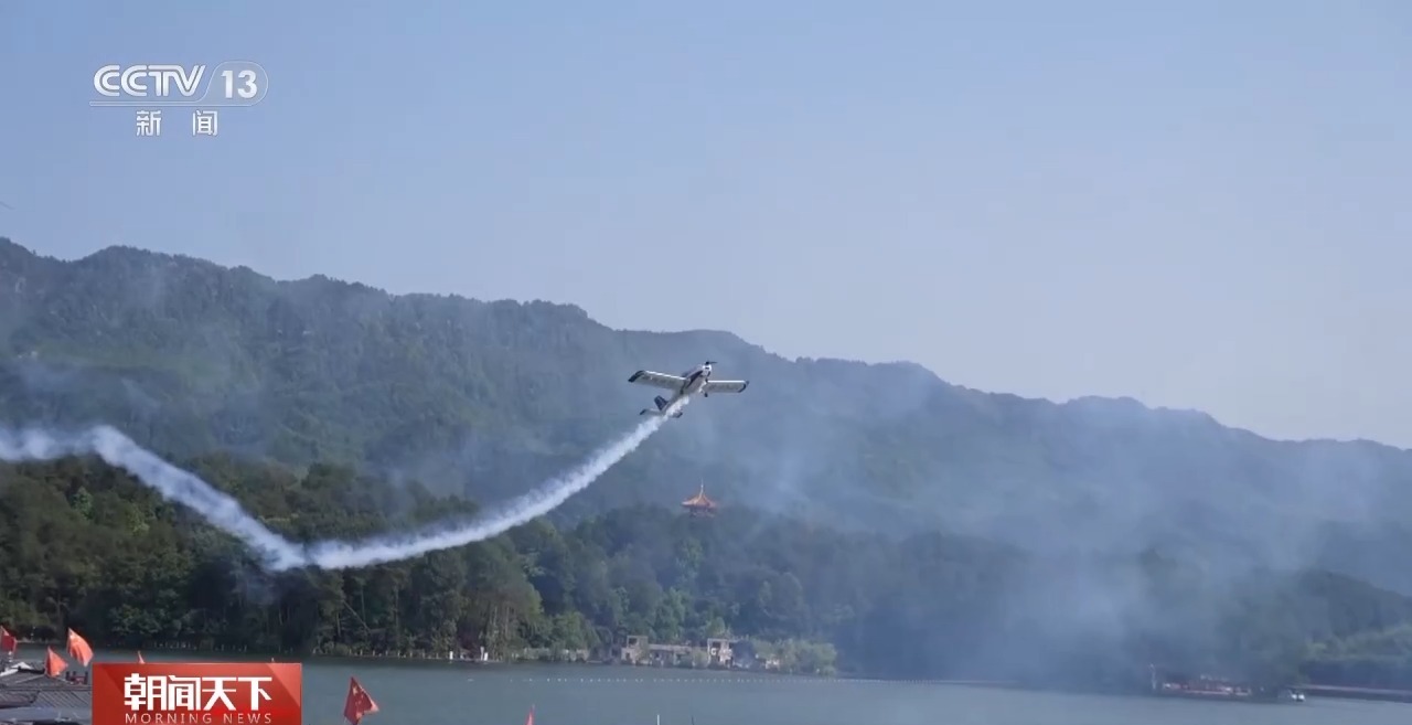 從特色小城到世界級(jí)商圈 這個(gè)“五一”很有“國(guó)際范”！