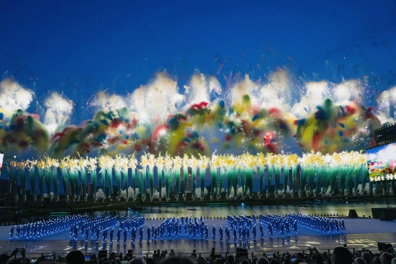 成都世運(yùn)會(huì)開(kāi)幕！展現(xiàn)出中國(guó)式現(xiàn)代化萬(wàn)千氣象