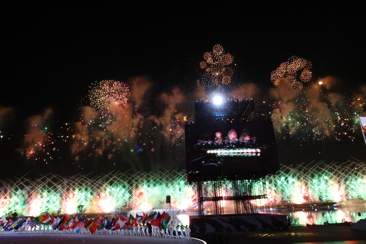 成都世運(yùn)會(huì)開(kāi)幕！展現(xiàn)出中國(guó)式現(xiàn)代化萬(wàn)千氣象