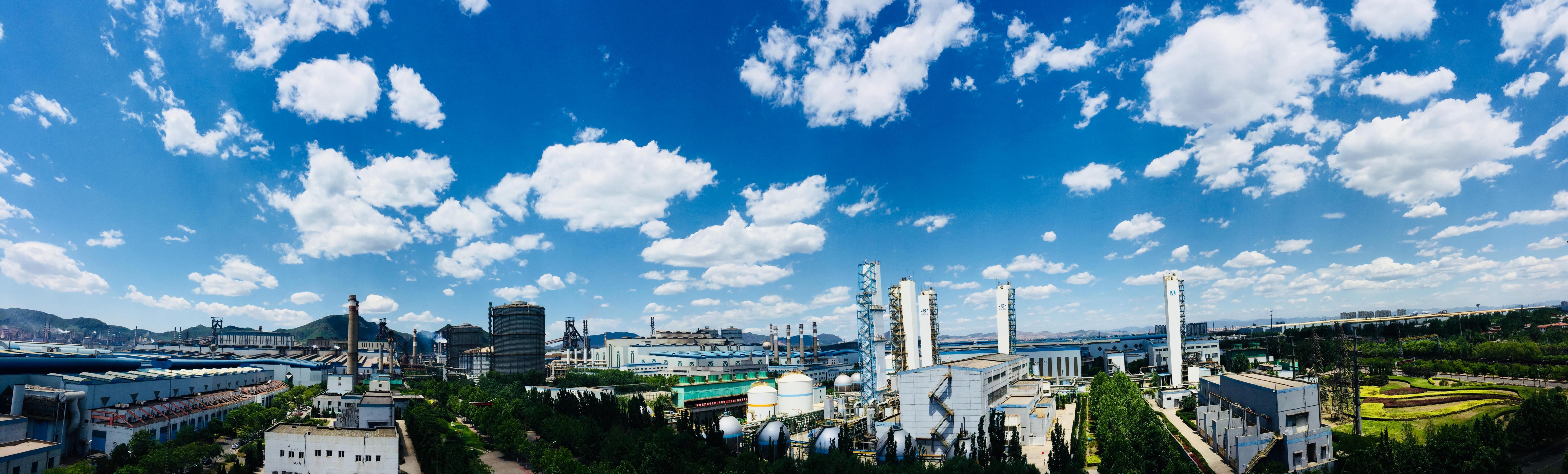 首鋼股份公司遷安鋼鐵公司。尹小龍攝