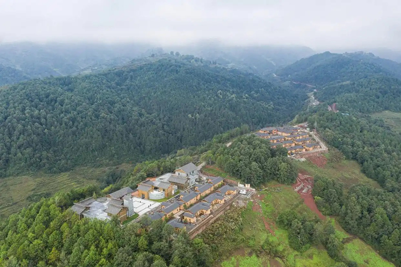 2020年10月13日拍攝的三河村新村聚居點(diǎn)。