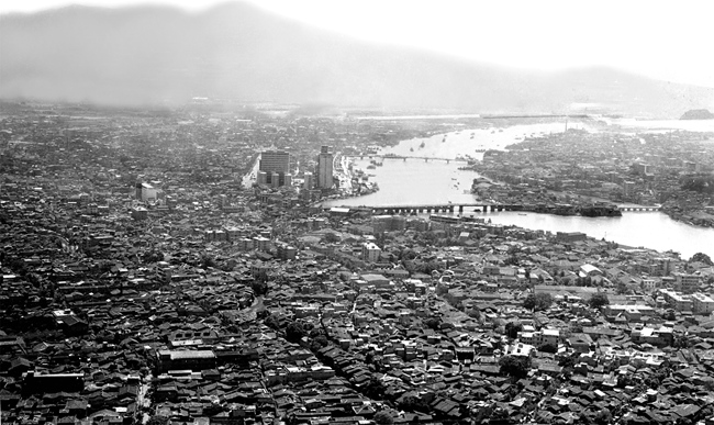 拍攝于1983年的蒼霞舊貌。游源飛攝