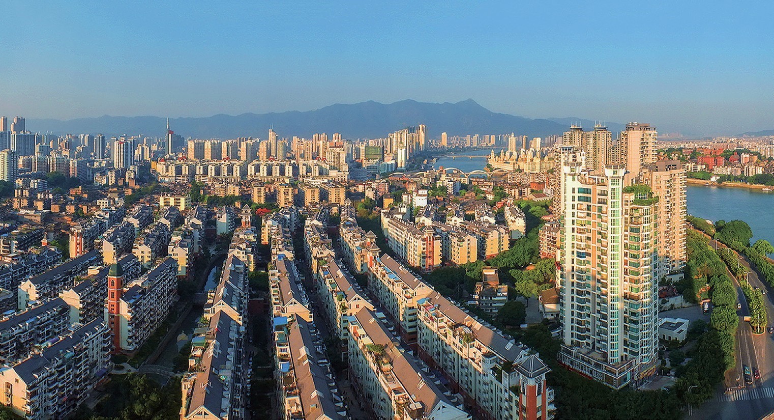 2018年，福州市臺(tái)江區(qū)蒼霞新城，高樓拔地而起，舊貌換新顏。