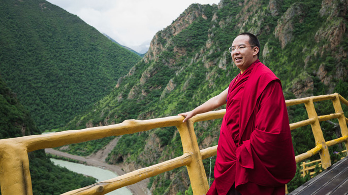 盼產(chǎn)業(yè)興旺，閱秀美風(fēng)光，十一世班禪心系家鄉(xiāng)父老