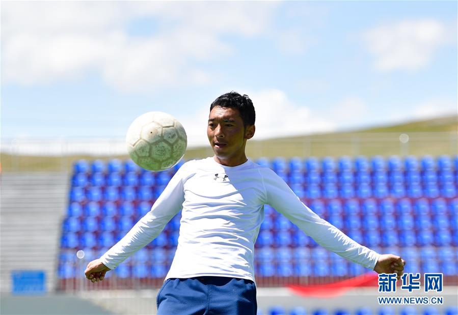 （走向我們的小康生活）（8）青?，敹啵狐S河源的幸福村