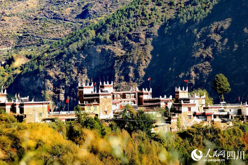 丹巴美景。李永安攝