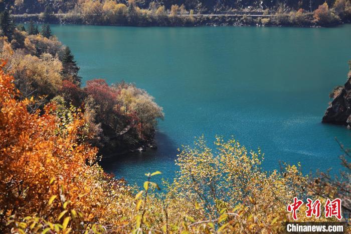 松坪溝風光。　劉通 攝