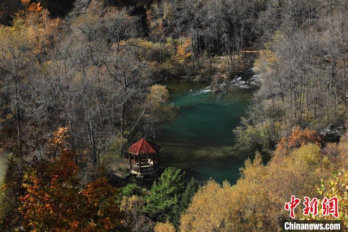 松坪溝風光。　劉通 攝