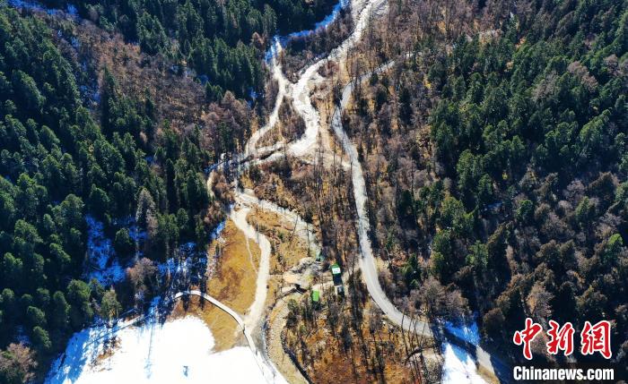 畢棚溝景區(qū)風光。　安源 攝